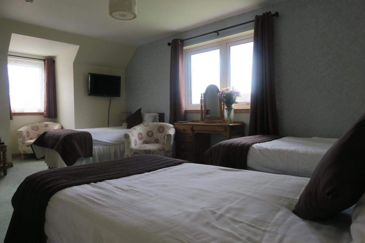 Ben Loyal Hotel Tongue Esterno foto