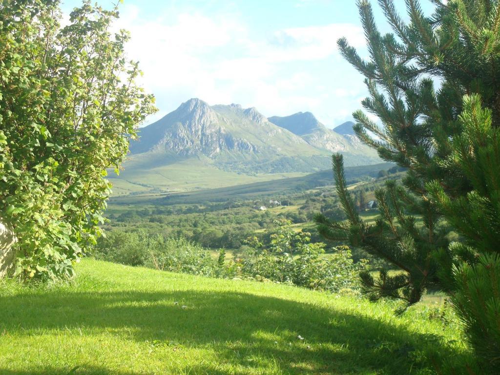 Ben Loyal Hotel Tongue Esterno foto