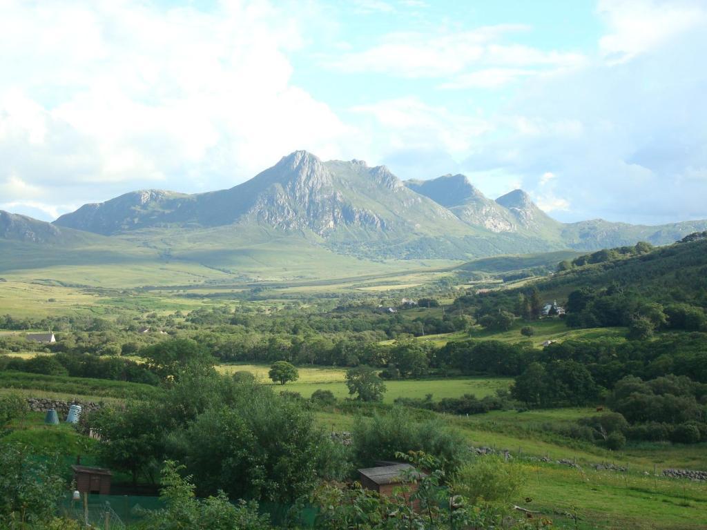 Ben Loyal Hotel Tongue Esterno foto